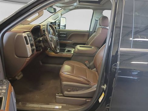 Used 2019 Chevrolet Silverado 2500 High Country AWD/4WD image 20