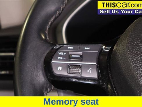Used 2023 Honda Pilot EX-L image 14