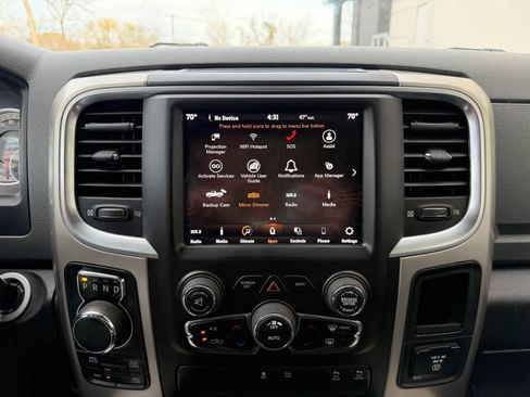 Used 2019 RAM 1500 Lone Star image 33