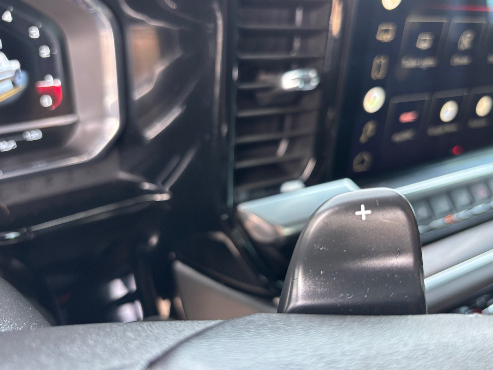 Used 2022 GMC Sierra 1500 SLT w/ SLT Convenience Package RWD image 24