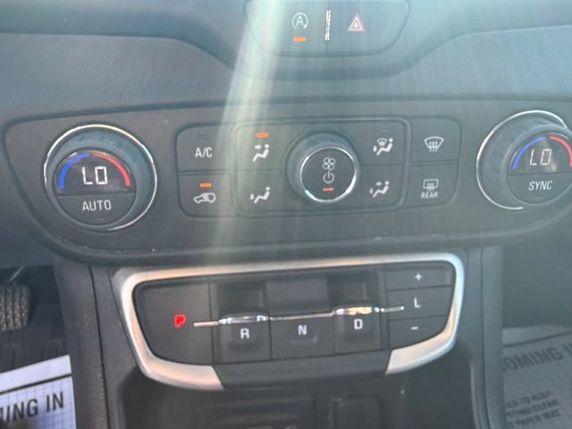 Certified 2023 GMC Terrain SLT w/ Tech Package AWD/4WD image 18