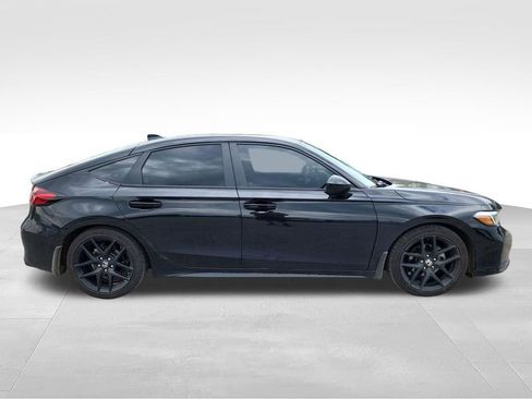 Used 2025 Honda Civic Sport image 10