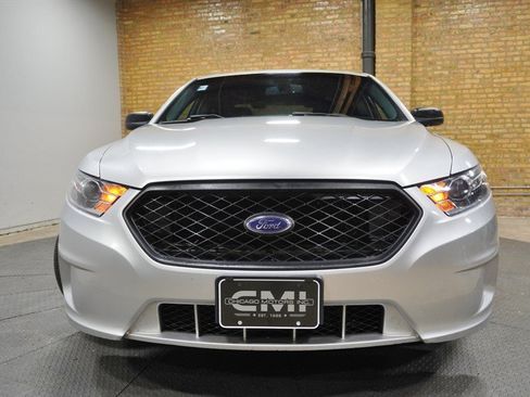 Used 2017 Ford Taurus Police Interceptor AWD image 4