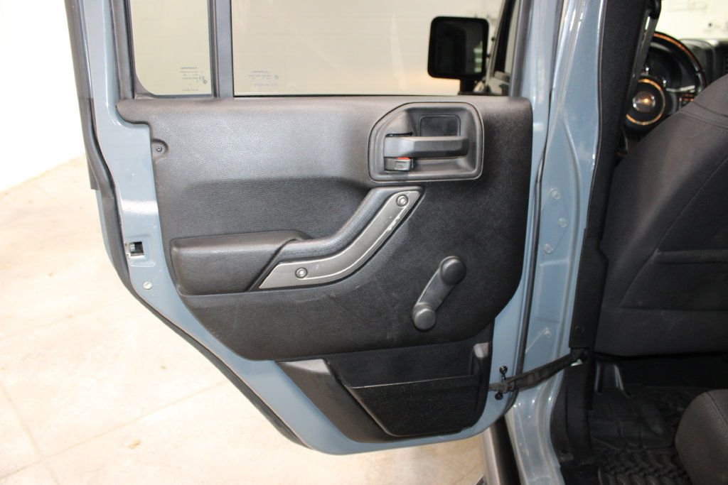 Used 2015 Jeep Wrangler Unlimited Sport AWD/4WD image 32