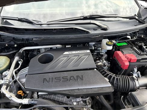 Used 2023 Nissan Rogue SV FWD image 12