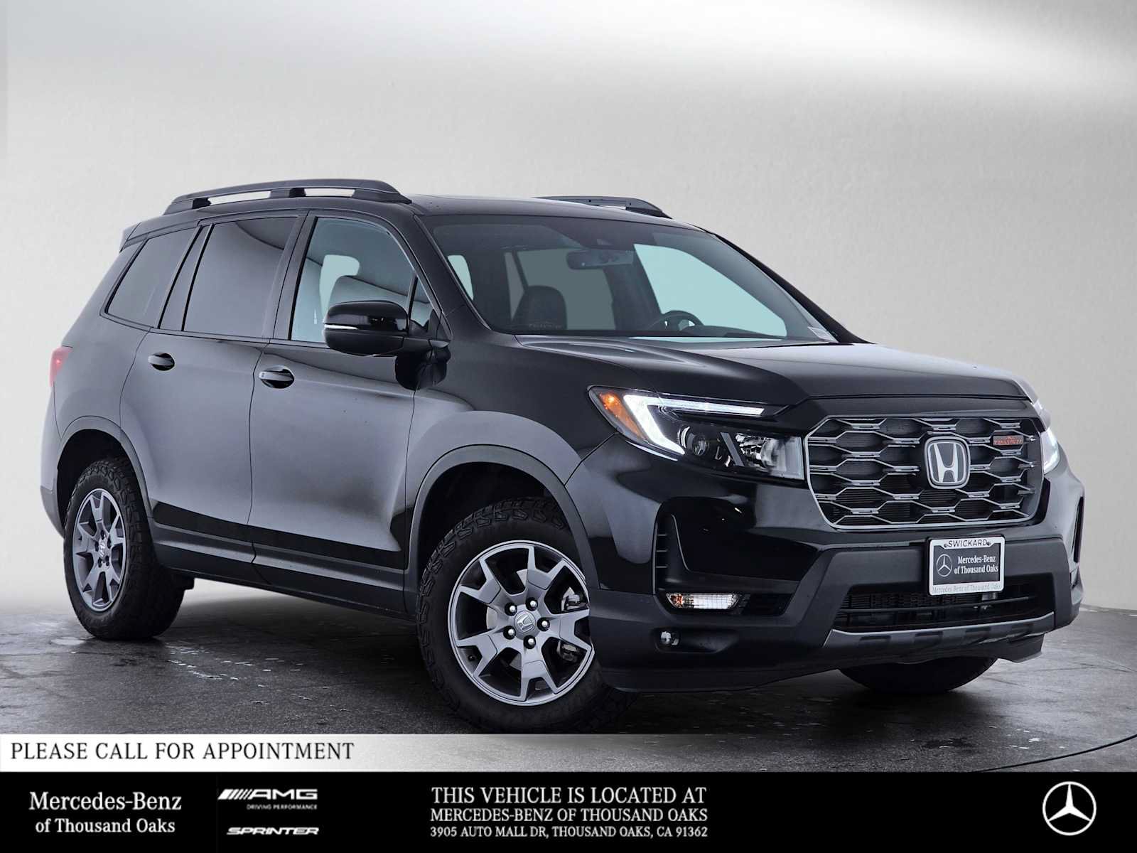 Used 2025 Honda Passport TrailSport image 1