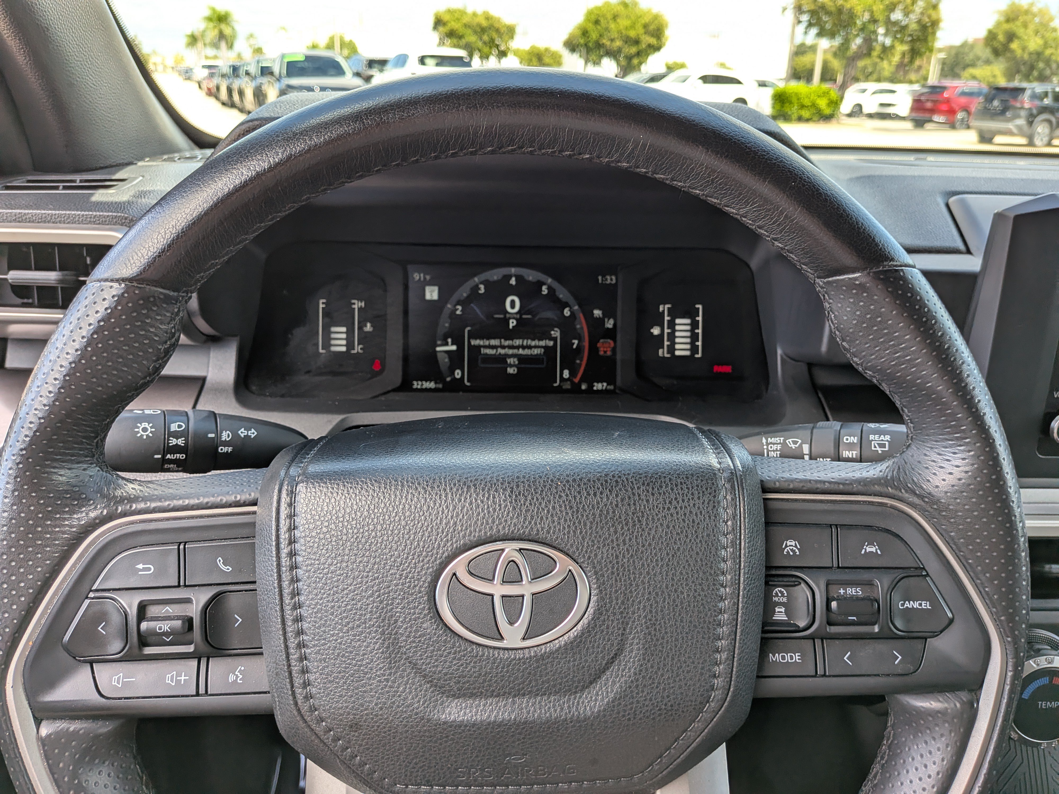 Used 2025 Toyota 4Runner SR5 AWD/4WD image 26