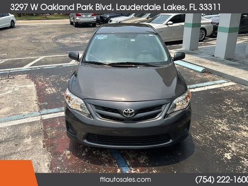 Used 2011 Toyota Corolla LE FWD image 4