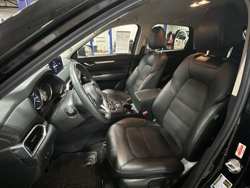 Used 2021 MAZDA CX-5 Touring image 17