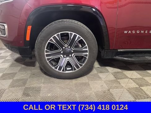Used 2024 Jeep Wagoneer Series II AWD/4WD image 57