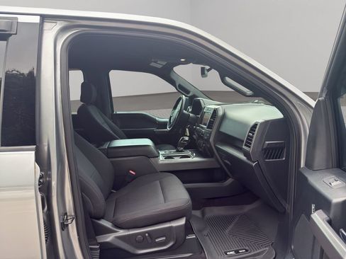 Used 2020 Ford F150 XLT w/ Equipment Group 302A Luxury RWD image 17