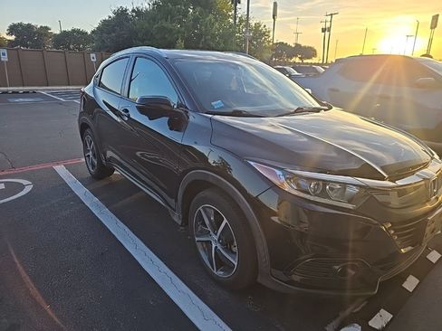Used 2022 Honda HR-V EX image 8