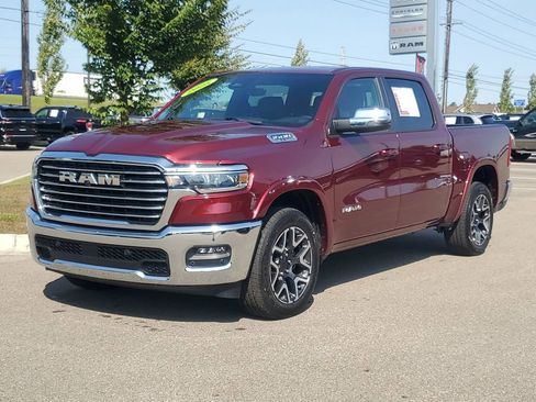 Used 2025 RAM 1500 Laramie image 2