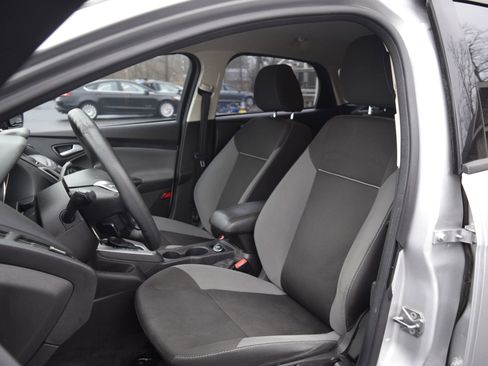 Used 2013 Ford Focus SE image 6