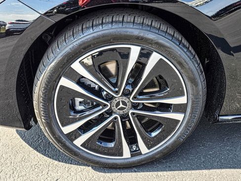 New 2025 Mercedes-Benz CLA 250 4MATIC image 9