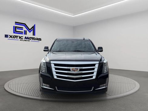 Used 2020 Cadillac Escalade 2WD image 8