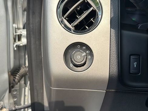 Used 2016 Ford Expedition Limited AWD/4WD image 15