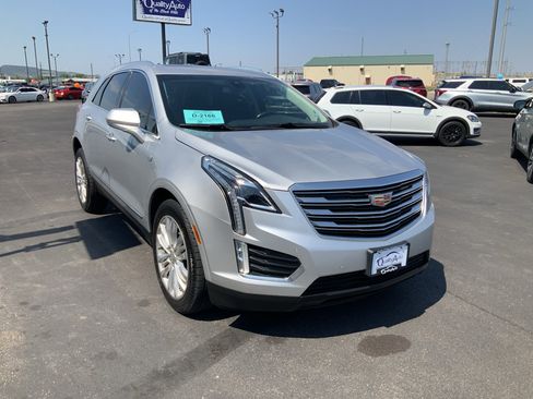 Used 2019 Cadillac XT5 Premium Luxury AWD/4WD image 4