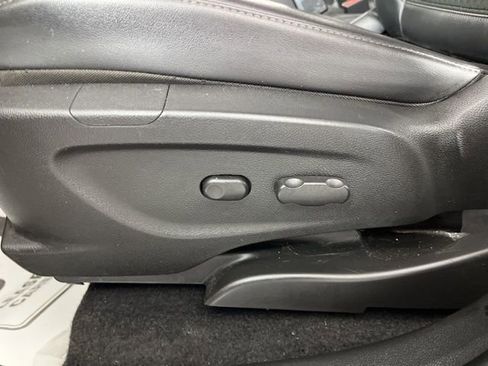 Used 2019 Buick Encore Preferred image 32