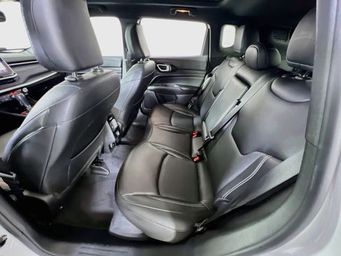 Used 2022 Jeep Compass High Altitude image 23