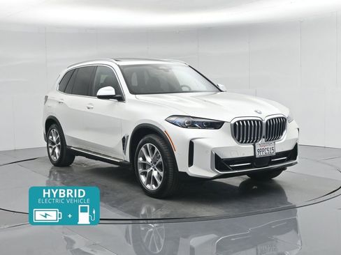 Used 2025 BMW X5 xDrive50e image 1
