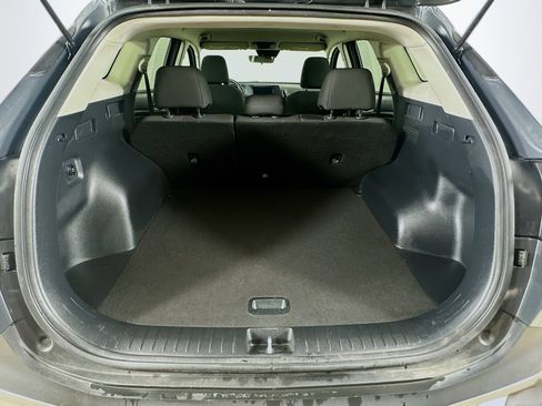 Used 2025 Kia Sportage LX image 28