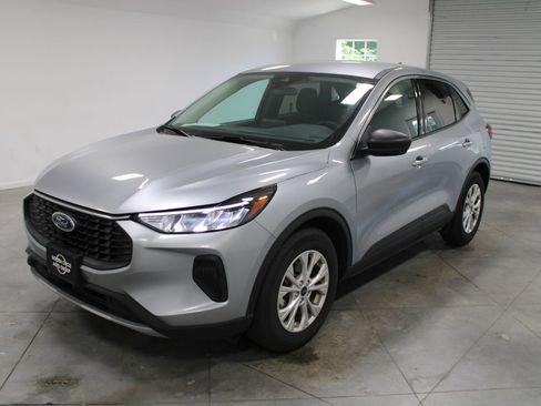 Used 2024 Ford Escape Active FWD image 4