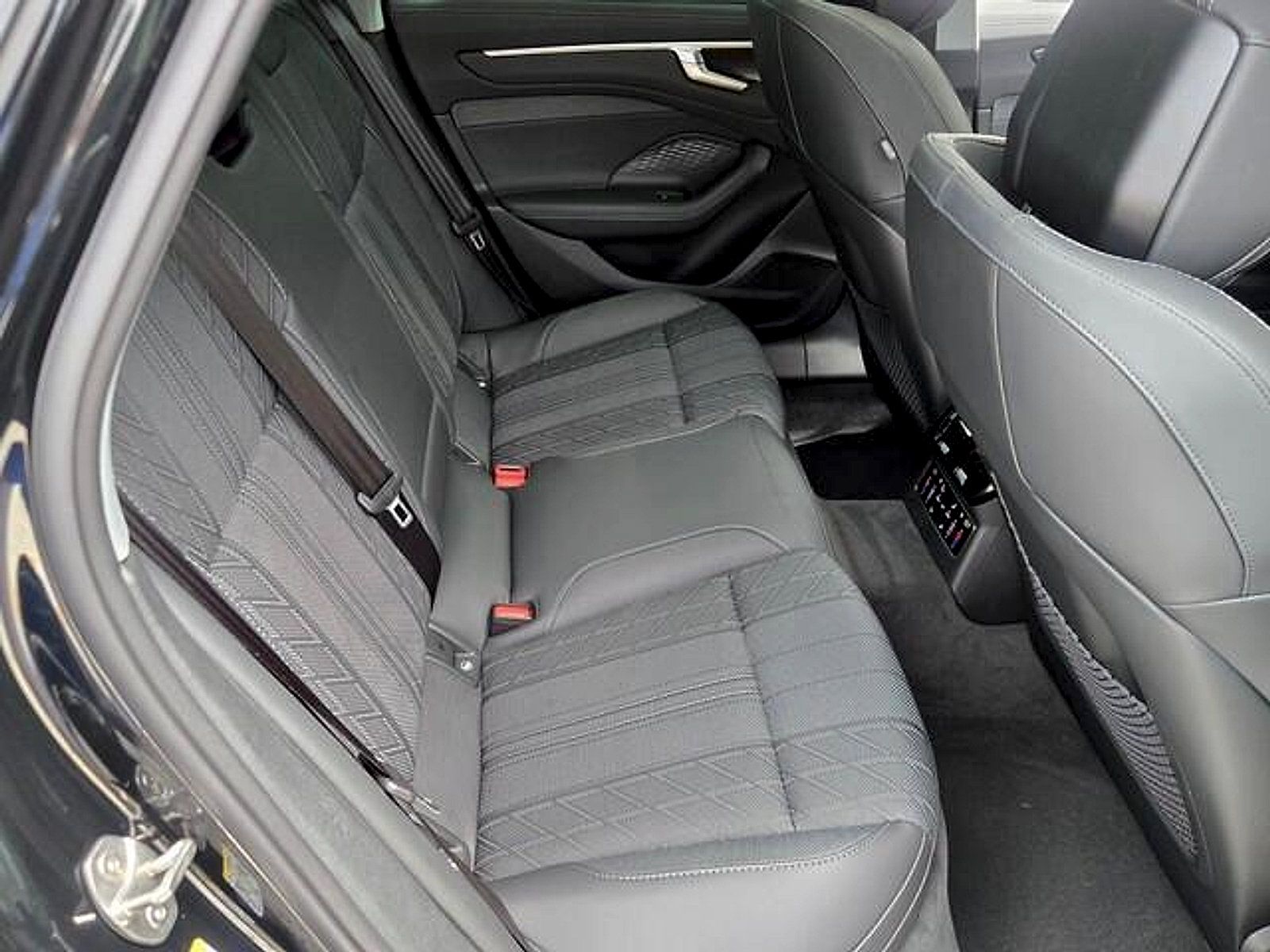 Used 2026 Audi A6 Prestige AWD/4WD image 18