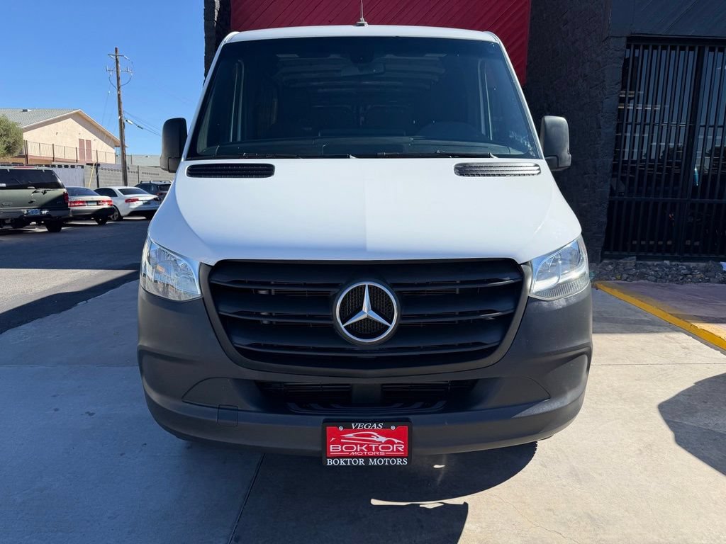 Used 2019 Mercedes-Benz Sprinter 144 image 3