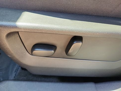 Used 2023 Buick Envision Essence w/ Sport Touring Package image 12