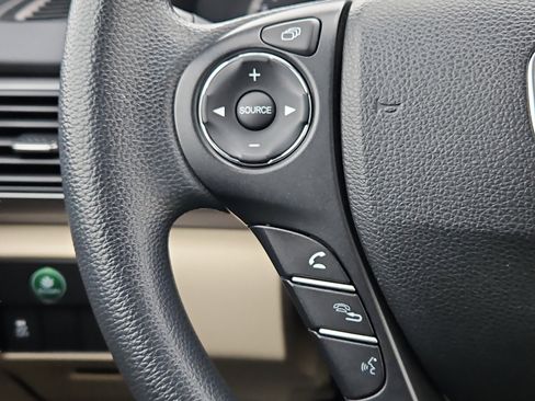 Used 2013 Honda Accord LX image 11