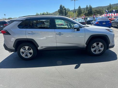 Used 2025 Toyota RAV4 LE image 5