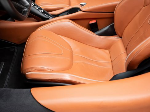 Used 2018 McLaren 720S image 57