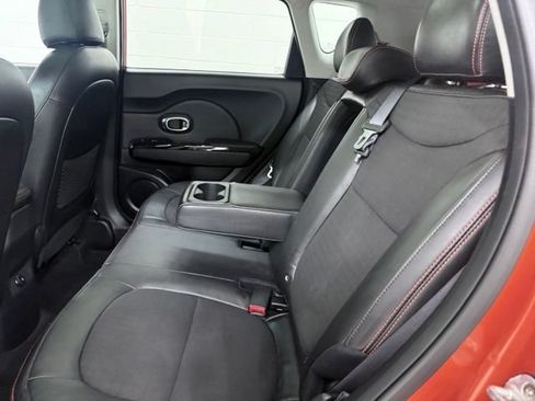 Used 2018 Kia Soul ! w/ Tech Package FWD image 23
