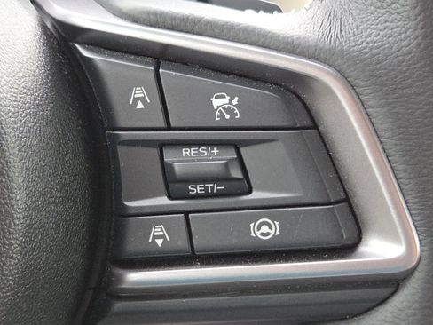 Used 2025 Subaru Legacy Limited AWD/4WD image 9