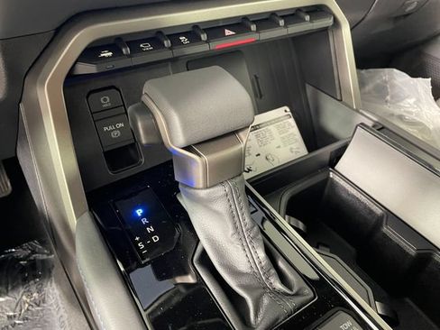 New 2026 Toyota Sequoia Platinum AWD/4WD image 4