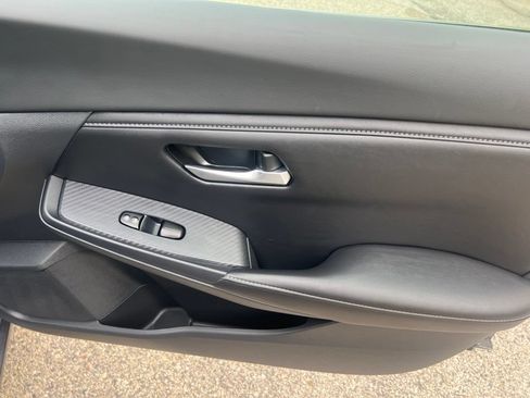 Certified 2022 Nissan Sentra SV FWD image 21