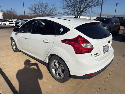 Used 2014 Ford Focus SE image 3