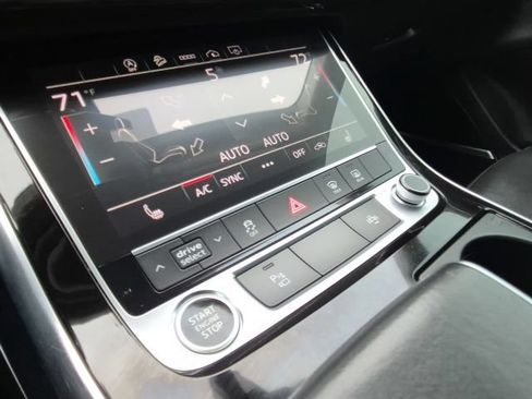 Used 2021 Audi Q7 3.0T Premium Plus AWD/4WD image 27