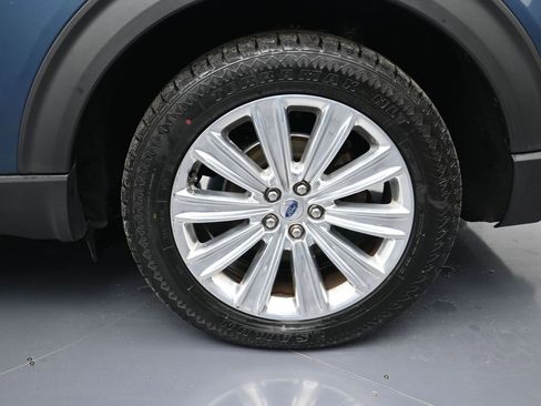 Used 2020 Ford Explorer Limited w/ Class III Trailer Tow Package image 9