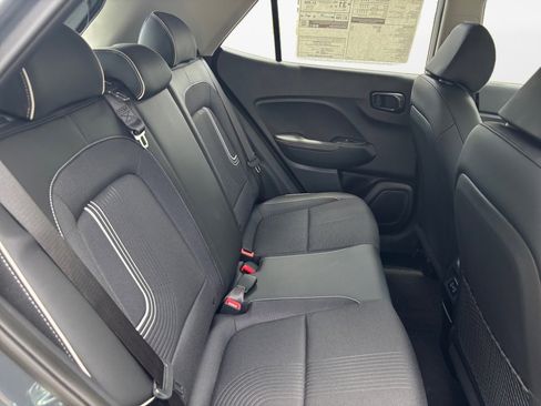 Certified 2025 Hyundai Venue Limited image 13