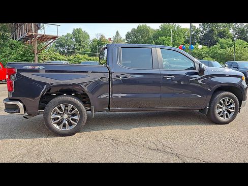 Certified 2023 Chevrolet Silverado 1500 LT AWD/4WD image 9