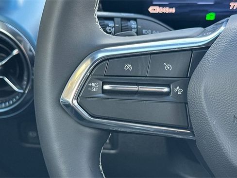 New 2026 Chevrolet Equinox EV LT image 30