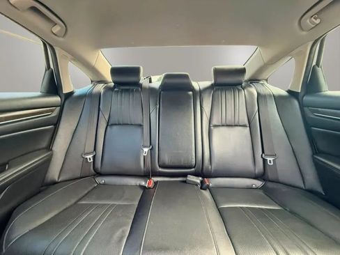 Used 2019 Honda Accord EX-L image 17