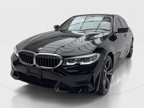 Used 2022 BMW 330i Sedan w/ Driving Assistance Package RWD image 4