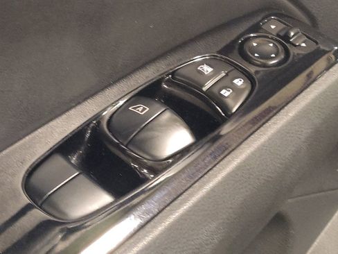 Used 2023 Nissan Altima 2.5 SV FWD image 27