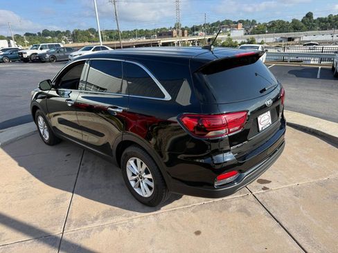 Used 2019 Kia Sorento L FWD image 7