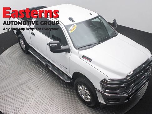 Used 2026 RAM 2500 Big Horn AWD/4WD image 6