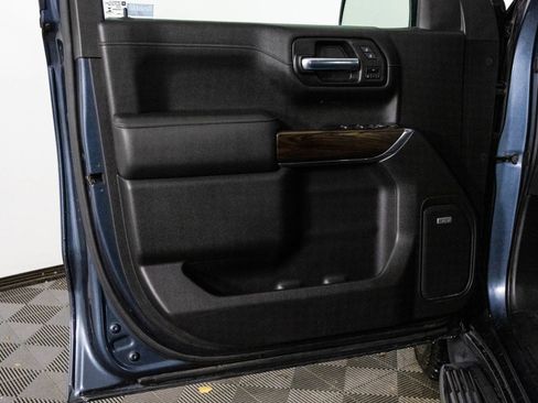 Used 2020 GMC Sierra 1500 SLT w/ SLT Premium Plus Package image 30