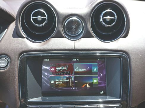 Used 2016 Jaguar XJ R-Sport RWD image 34